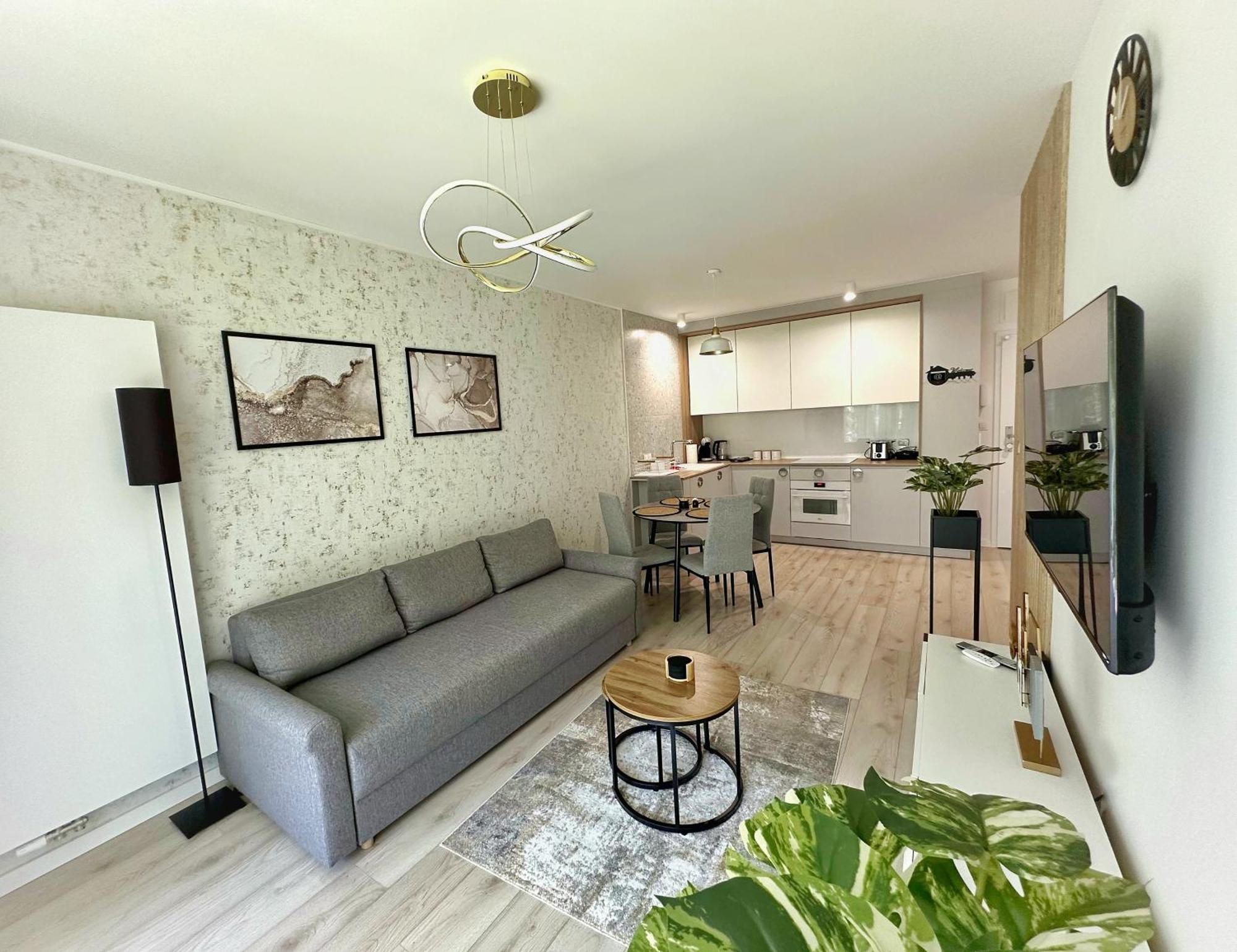 Apartament Whiteblue Kolobrzeg Z Duzym Ogrodkiem - 100 M Od Plazy! Whiteblue Kolberg Apartment Mit Grossem Garten - 100 M Vom Strand Entfernt! Whiteblue Kolobrzeg Apartman S Velkou Zahradou - 100 M Od Plaze! מראה חיצוני תמונה